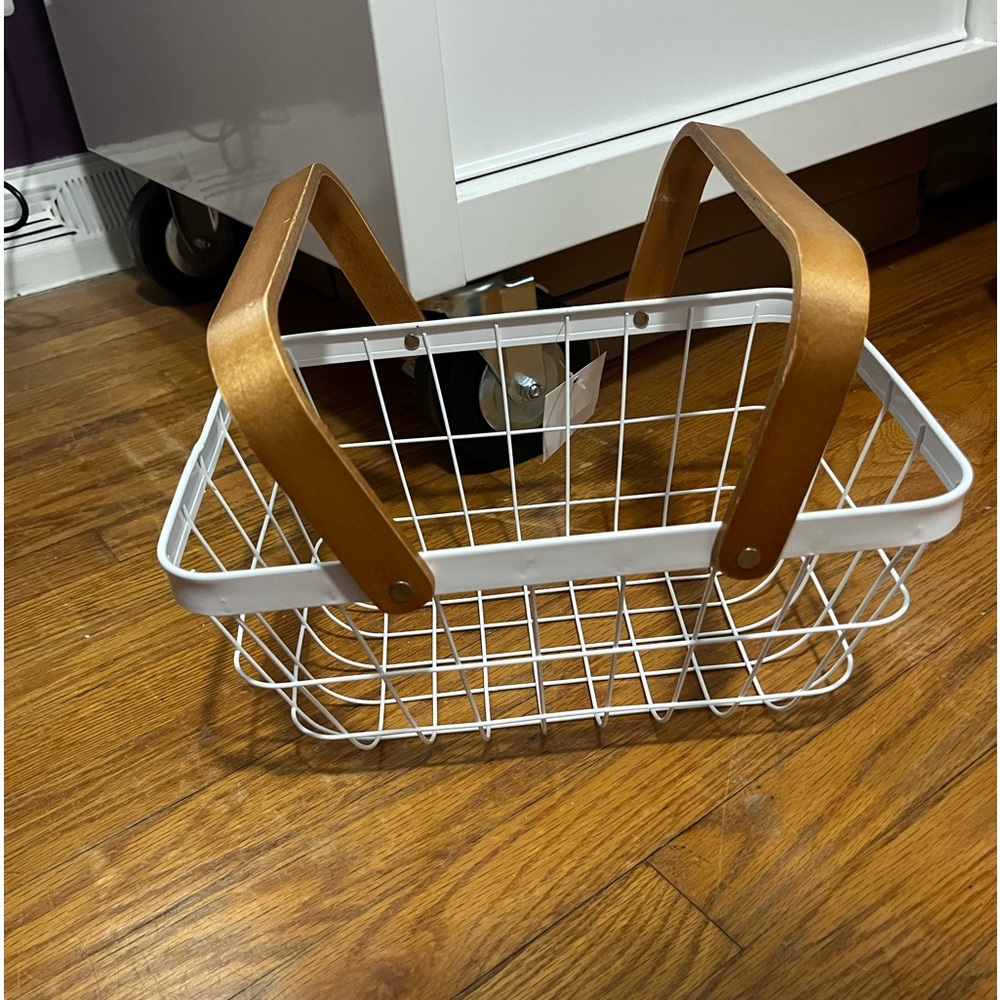 NEW white wire metal basket with wooden handles